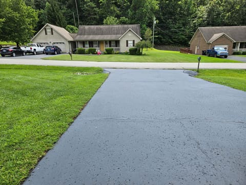 305 Segal Wesley Avenue, Liberty, KY 42539 — photo 3