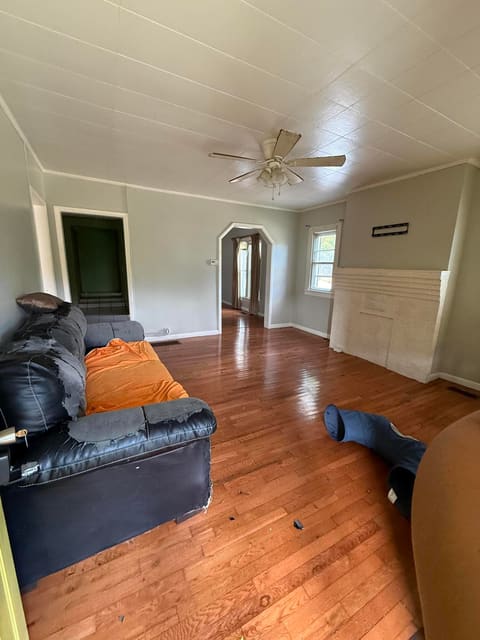 1426 Kentucky 40, Staffordsville, KY 41256 — photo 4
