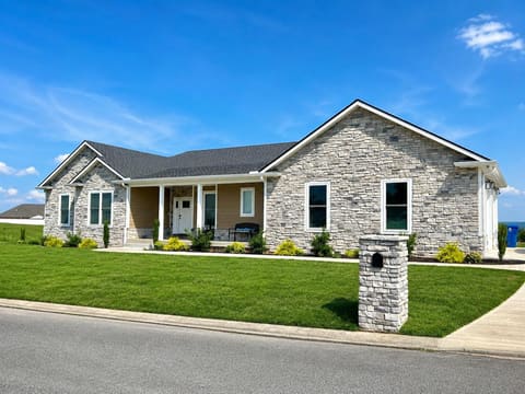 100 Sunrise Path, Somerset, KY 42503 — photo 2
