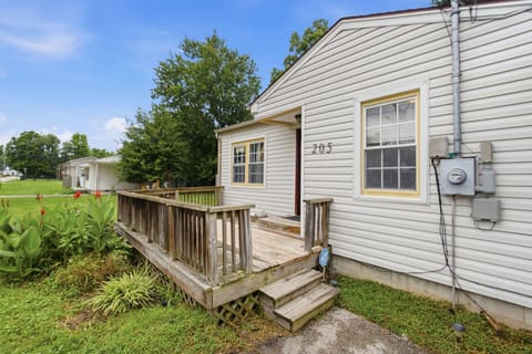 205 Dinsmore Street, Berea, KY 40403 — photo 5
