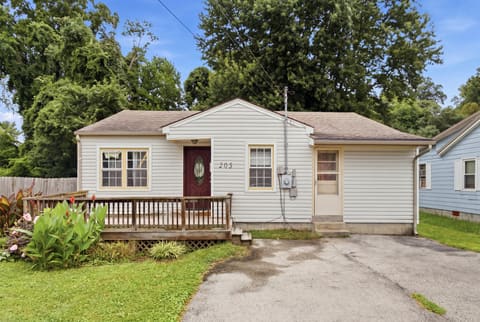 205 Dinsmore Street, Berea, KY 40403 — photo 2