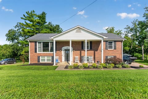 103 Pleasant Ridge Drive, Richmond, KY 40475 — photo 2