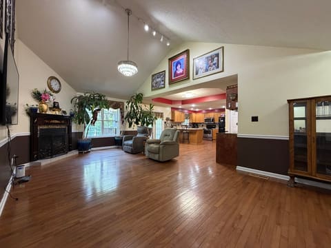 1810 Valley View Drive, Hopkinsville, KY 42240 — photo 4