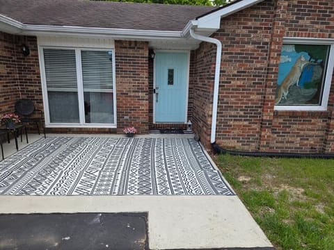 131 Echo Springs Drive, Frankfort, KY 40601 — photo 2