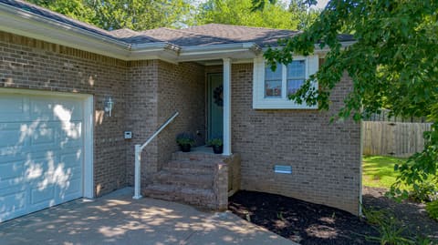 7045 Foxborough Lane, Paducah, KY 42001 — photo 2
