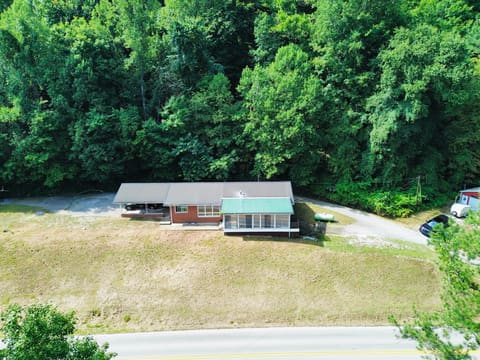 1556 KY-8, Vanceburg, KY 41179 — photo 3