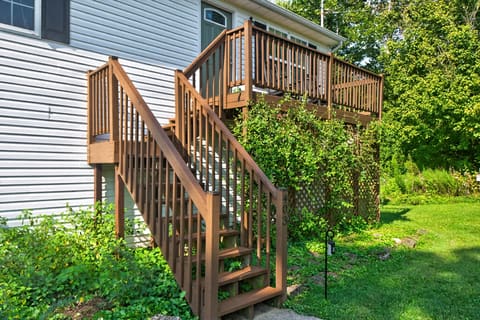 403 Newton Street, Midway, KY 40347 — photo 2