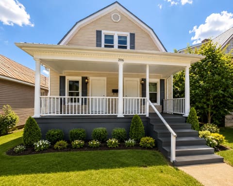 206 Kirkland Avenue, Irvine, KY 40336 — photo 2
