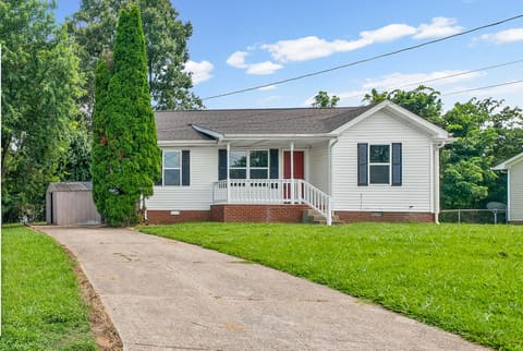 825 Washington Avenue, Oak Grove, KY 42262 — photo 2