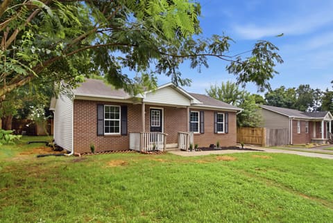 204 Green Street, Nicholasville, KY 40356 — photo 2
