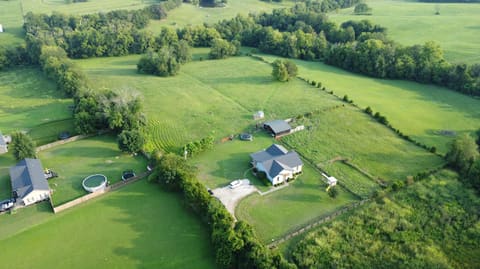 7121 Camargo Levee Road, Jeffersonville, KY 40337 — photo 5
