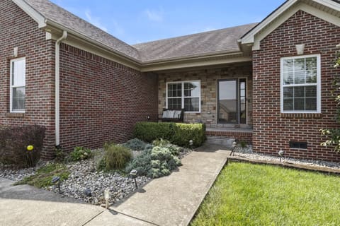 301 Squires Way, Nicholasville, KY 40356 — photo 4