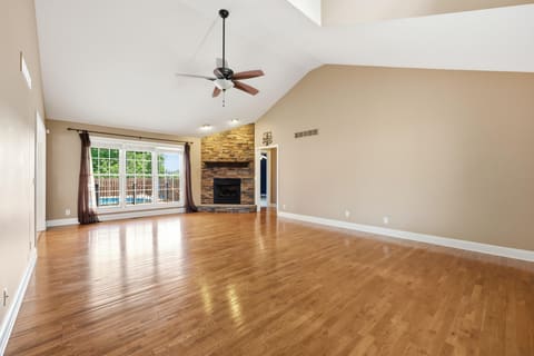 1332 Pine Meadows Drive, Lawrenceburg, KY 40342 — photo 3