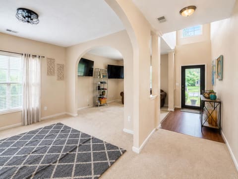 764 Woodhaven Place, Lexington, KY 40514 — photo 3