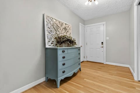 820 Celia Lane, Lexington, KY 40504 — photo 3