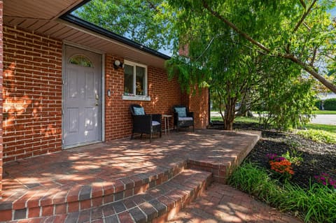 820 Celia Lane, Lexington, KY 40504 — photo 2