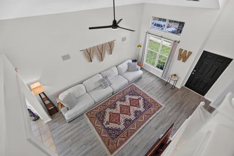 888 Lauderdale Drive, Lexington, KY 40515 — photo 2