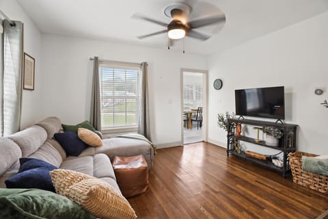 542 S 2nd Street, Williamsburg, KY 40769 — photo 4