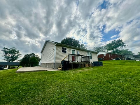 35 Cardinal Drive, Cadiz, KY 42211 — photo 2