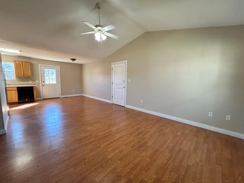 1465 Blaze Valley Road, Somerset, KY 42501 — photo 4
