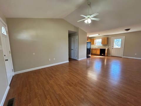 1465 Blaze Valley Road, Somerset, KY 42501 — photo 5