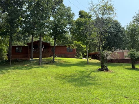 1595 Lewis Bray Road, Burnside, KY 42519 — photo 2