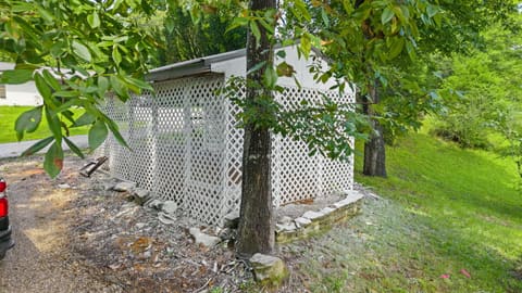 190 Walker Drive, Burnside, KY 41519 — photo 4
