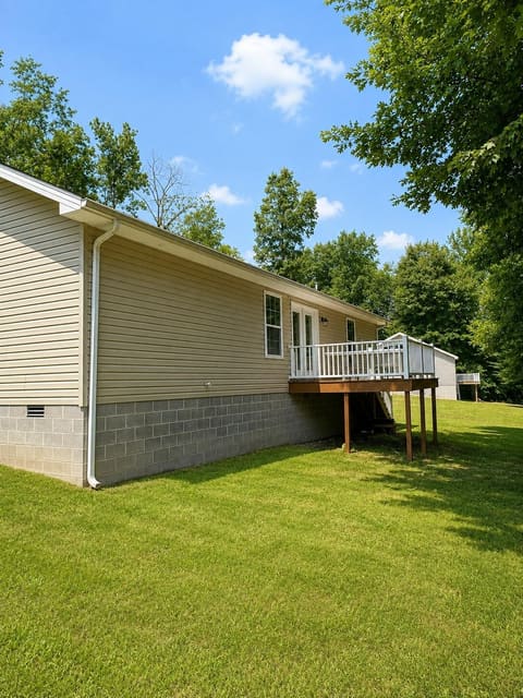 364 Autumn Drive, Russell Springs, KY 42642 — photo 2