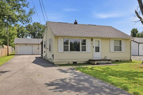 3245 Estes Lane, Paducah, KY 42003 — photo 2