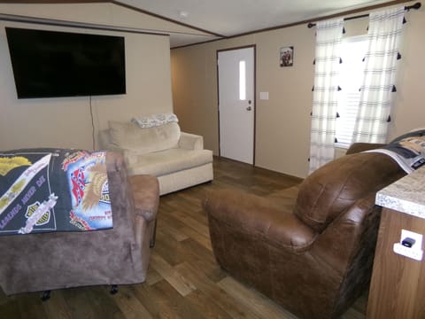 2379 Kentucky 213, Jeffersonville, KY 40337 — photo 2