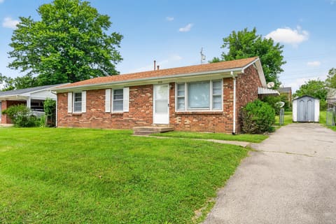 808 Nancy Street, Versailles, KY 40383 — photo 2