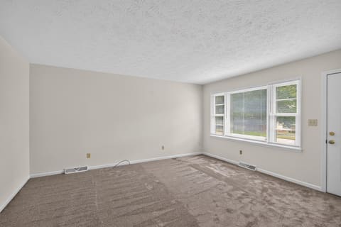 808 Nancy Street, Versailles, KY 40383 — photo 4