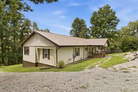 75 Lakeshore Drive, Nancy, KY 42544 — photo 2