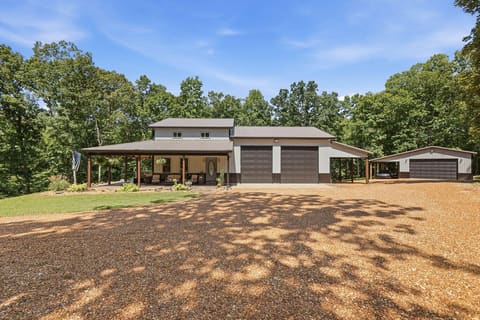 570 Bobcat Trail, Dover, TN 37058 — photo 2