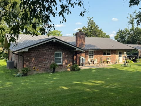 333 Choctaw Trail, Stanford, KY 40484 — photo 4