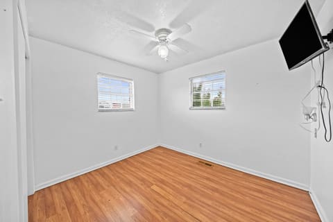 821 Cheryl Ann Court, Worthington, KY 41183 — photo 4