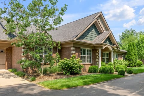 1950 Fort Harrods Drive, Lexington, KY 40503 — photo 2