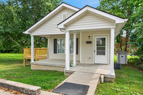 117 Estill Street, Mt Sterling, KY 40353 — photo 4