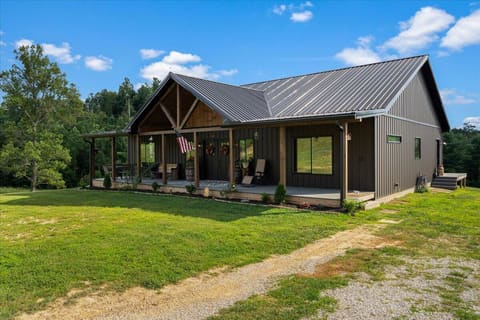 2113 Calaboose Ridge Road, Campton, KY 41301 — photo 2