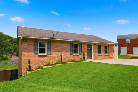 2218 Woodford Drive, Richmond, KY 40475 — photo 3