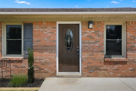 2218 Woodford Drive, Richmond, KY 40475 — photo 4