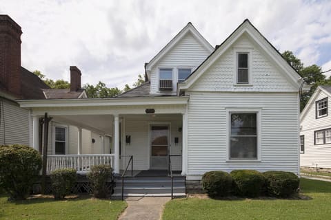 145 N Ashland Avenue, Lexington, KY 40502 — photo 2