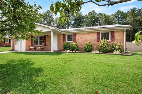 732 Oaklawn Circle, Corbin, KY 40701 — photo 2