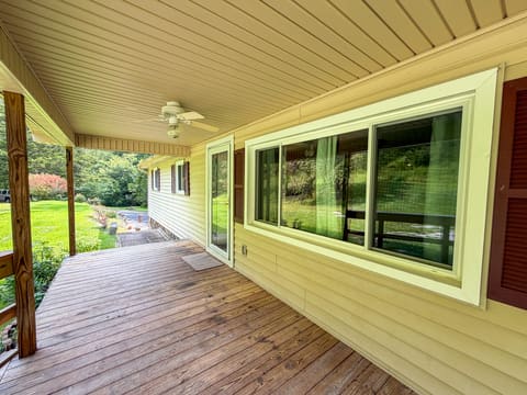 2045 Teges Creek Road, Manchester, KY 40962 — photo 3