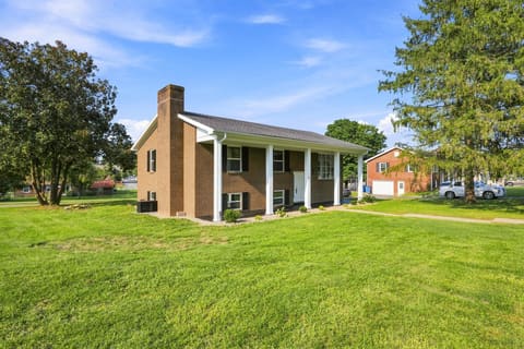 1000 Regency Road, Danville, KY 40422 — photo 4