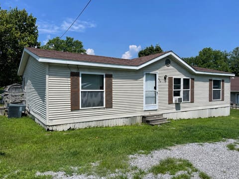 649 S Main Street, Marion, KY 42064 — photo 2