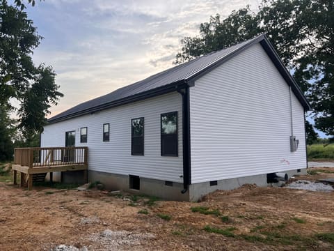 563 Heltsley Road, Elkton, KY 42220 — photo 3