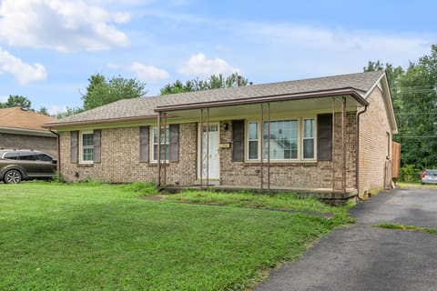 587 Cricklewood Drive, Lexington, KY 40505 — photo 2