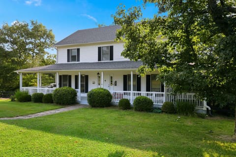 9126 Troy Pike, Versailles, KY 40383 — photo 2