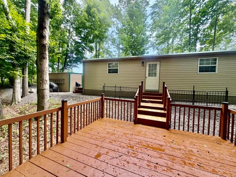 81 Airport Drive, Russell Springs, KY 42642 — photo 2